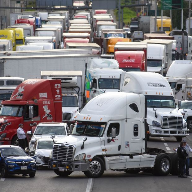 Se Acaban Bloqueos de Transportistas: Segob Anuncia Acuerdo con Canacar para Terminar Paro